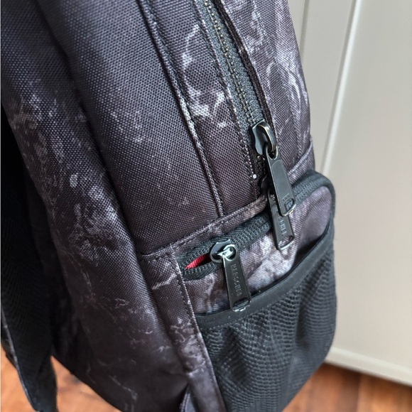 Herschel Nova Mid-Volume backpack in black marble pattern. - Picture 4 of 7